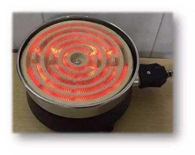 后風擋玻璃上的線條探秘 電加熱除霜原理與應(yīng)用